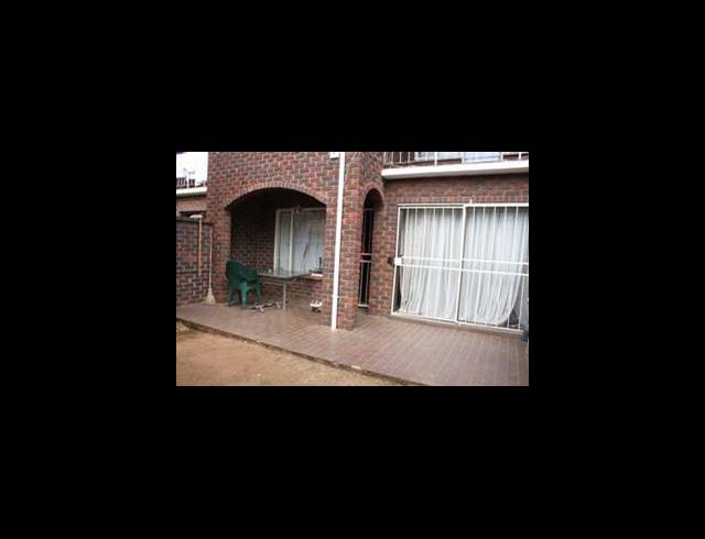3 BEDROOM APARTMENT FOR SALE IN WINDSOR WEST